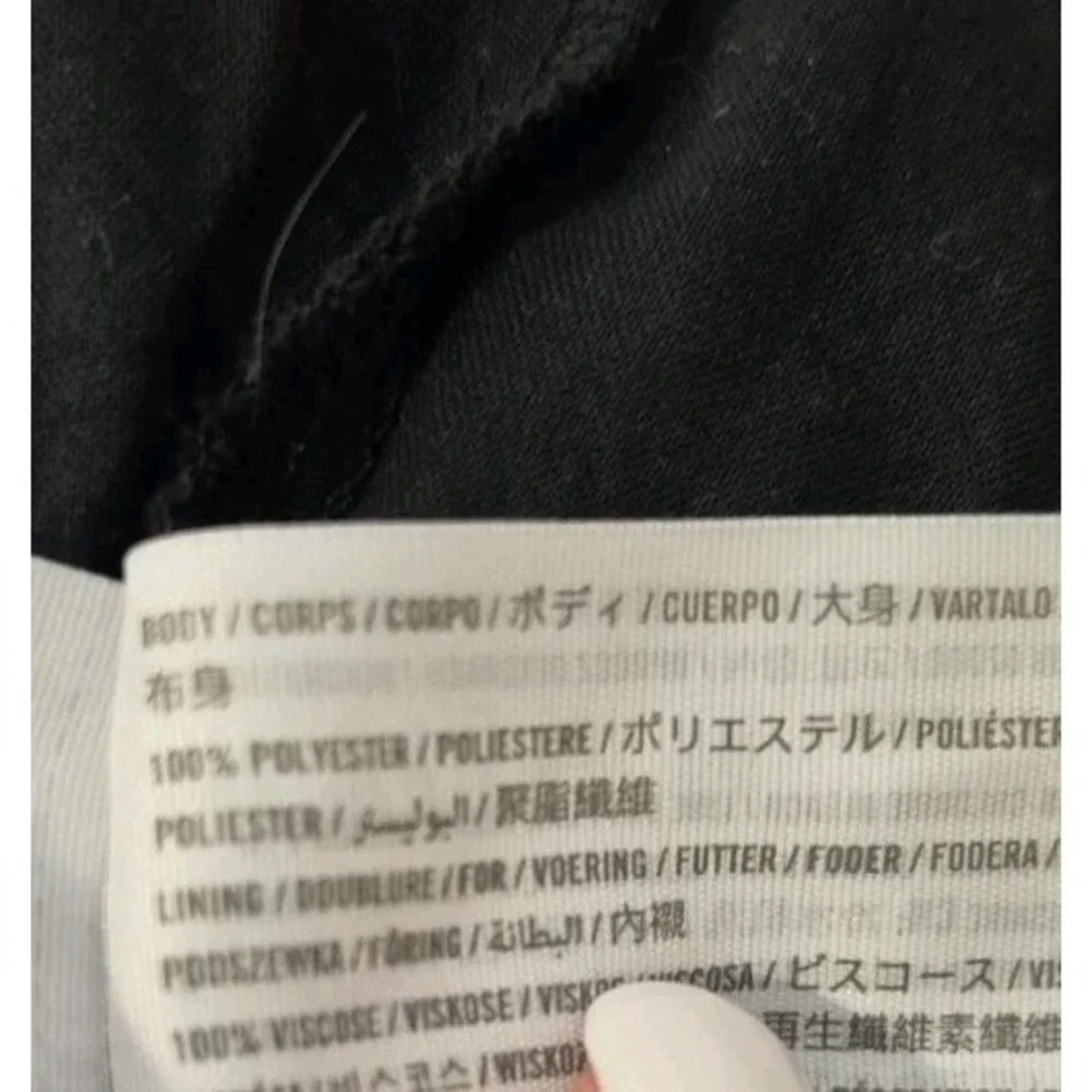 Abercrombie & Fitch tag just